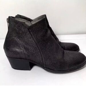 Hudson London leather snakeskin print booties. Size 36.